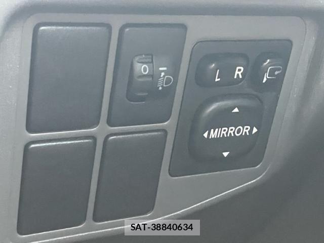 Toyota PRIUS 2011-09 7456984-15