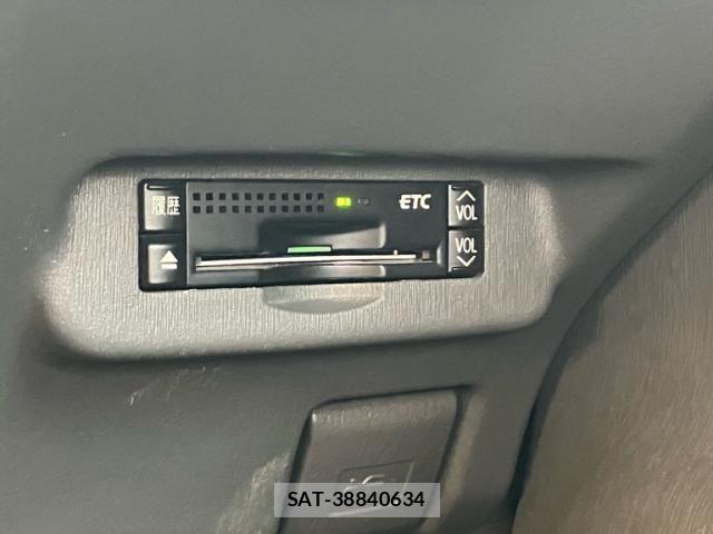Toyota PRIUS 2011-09 7456984-16
