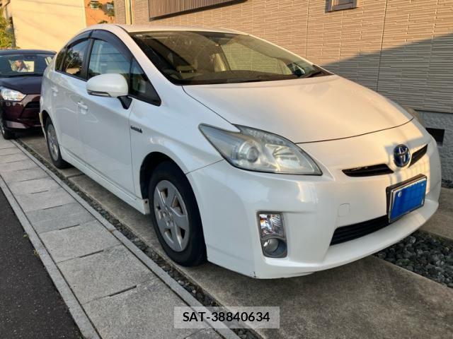 Toyota PRIUS 2011-09 7456984-1