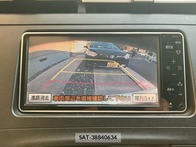 Toyota PRIUS 2011-09 7456984-19