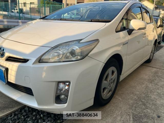 Toyota PRIUS 2011-09 7456984-2