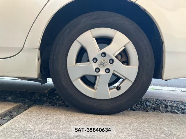 Toyota PRIUS 2011-09 7456984-6