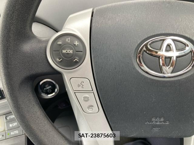 Toyota PRIUS 2011-03 7456974-14