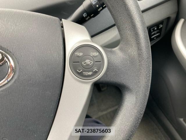 Toyota PRIUS 2011-03 7456974-15