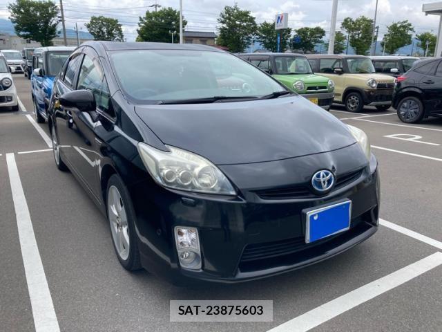 Toyota PRIUS 2011-03 7456974-1
