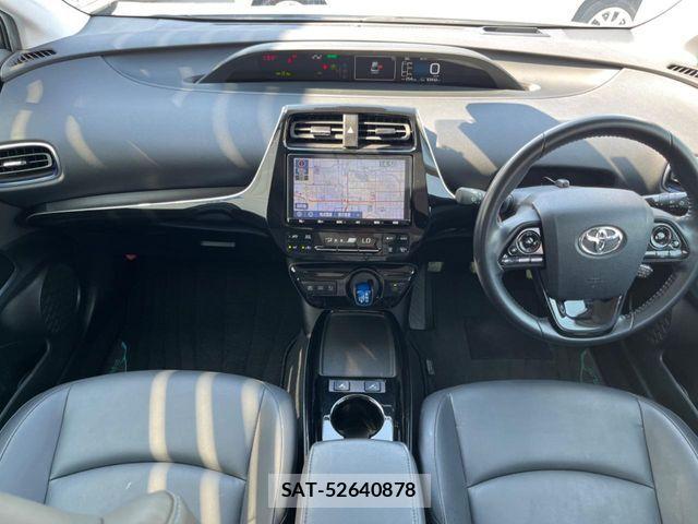 Toyota PRIUS 2021-07 7456863-1