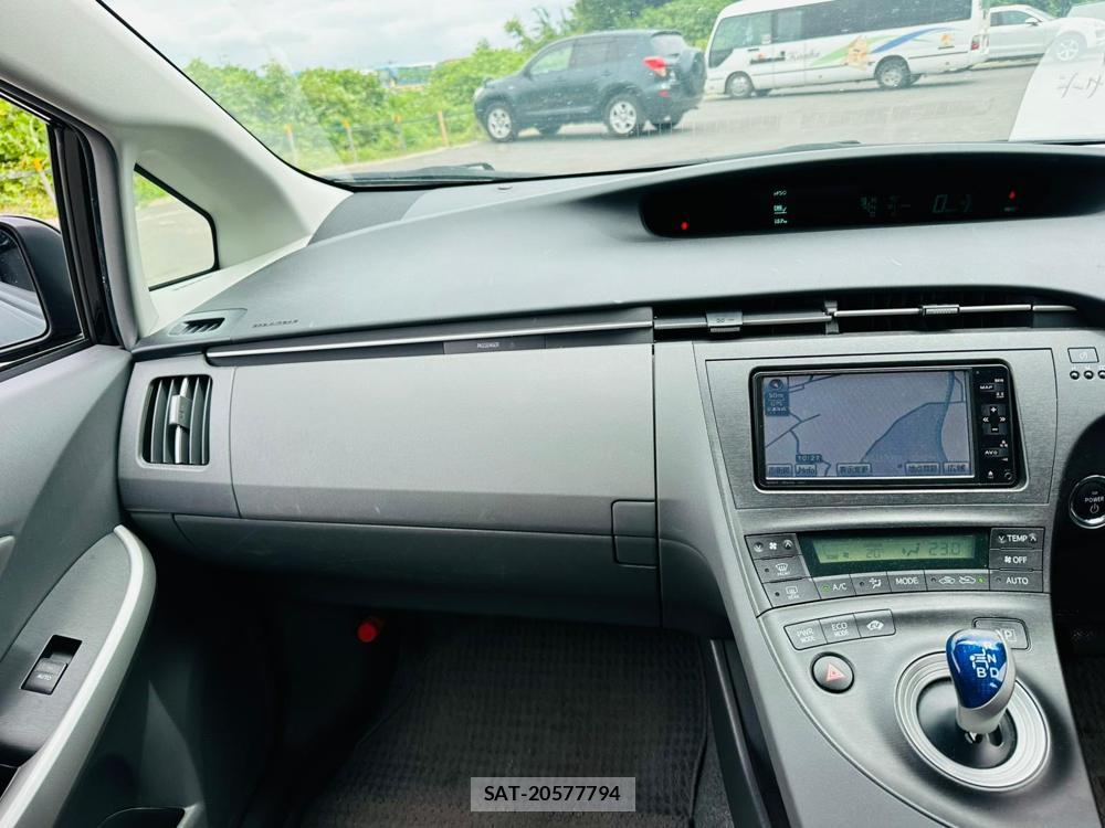 Toyota PRIUS 2011 6959080-16
