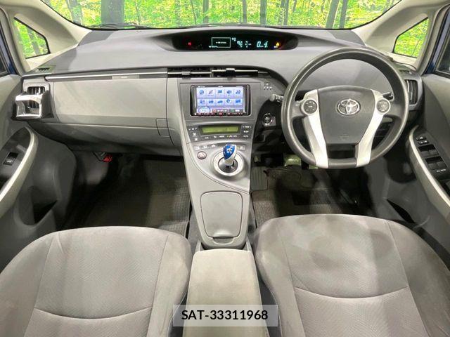 Toyota PRIUS 2011-03 7502338-1