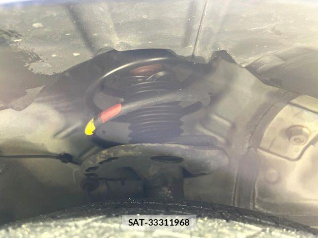Toyota PRIUS 2011-03 7502338-19