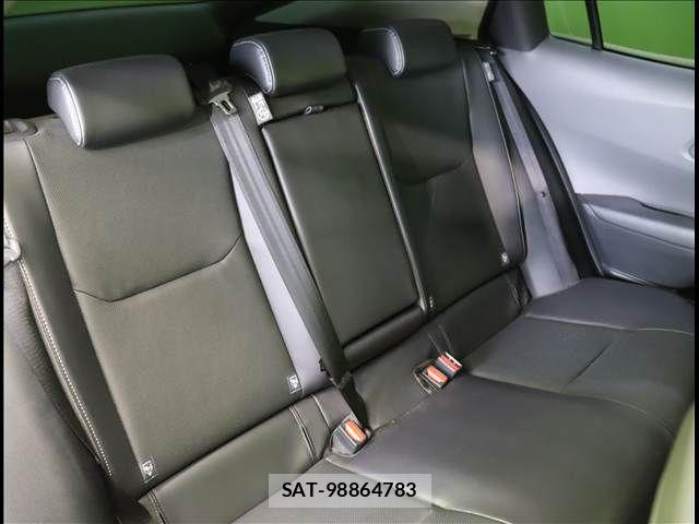 Toyota PRIUS 2024-03 7502269-27