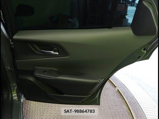 Toyota PRIUS 2024-03 7502269-28