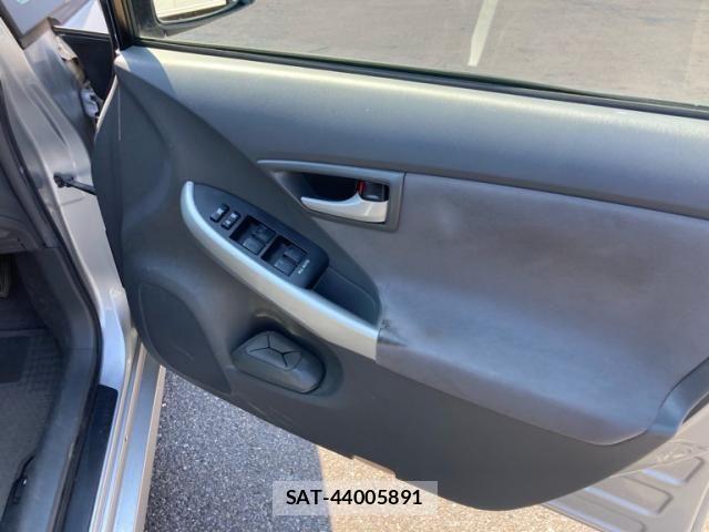 Toyota PRIUS 2010-02 7509739-9