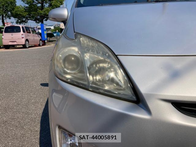 Toyota PRIUS 2010-02 7509739-6