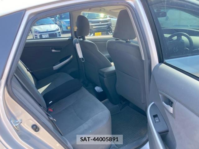 Toyota PRIUS 2010-02 7509739-8