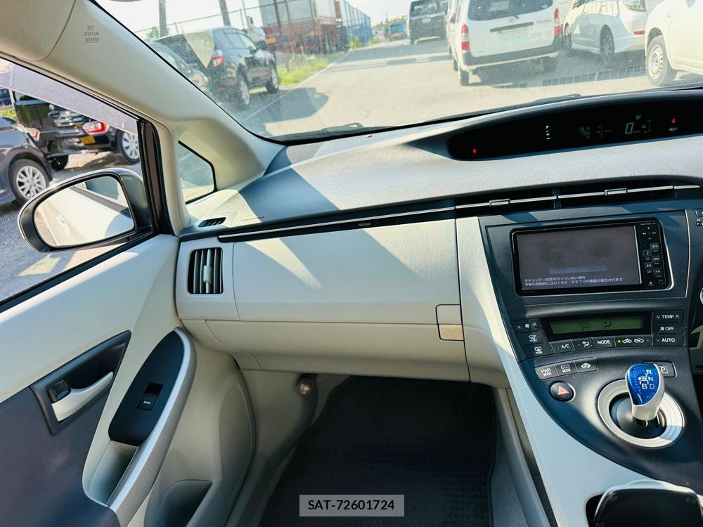 Toyota PRIUS 2011 6551000-16