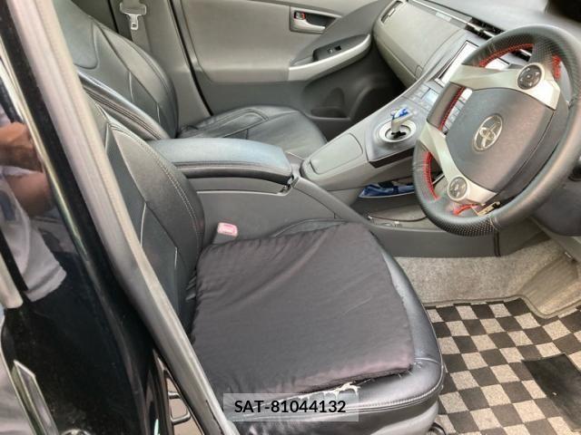 Toyota PRIUS 2010-09 7502361-10