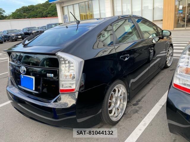 Toyota PRIUS 2010-09 7502361-2