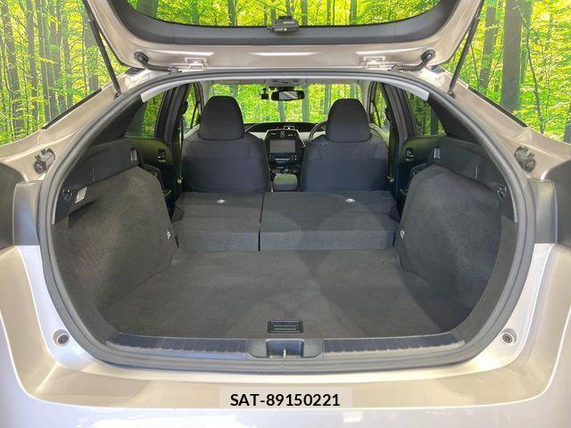 Toyota PRIUS 2016-06 7509707-10