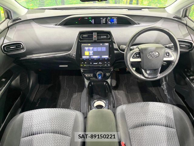 Toyota PRIUS 2016-06 7509707-1