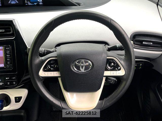 Toyota PRIUS 2017-05 7502330-10