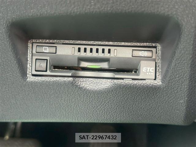 Toyota PRIUS 2018-10 7502291-20