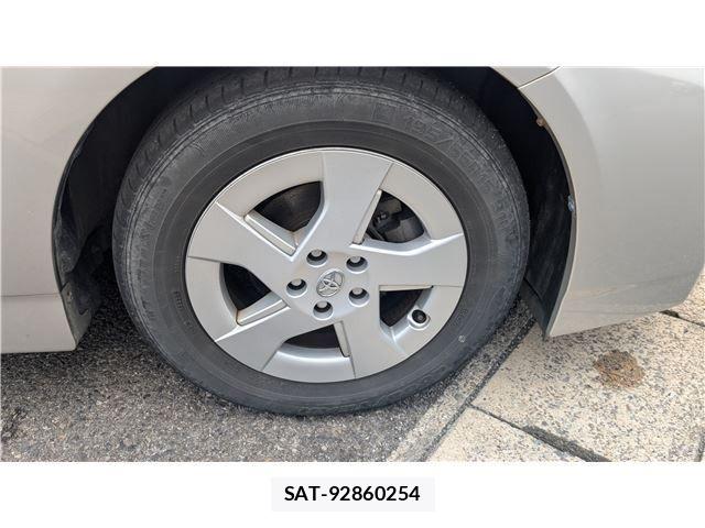 Toyota PRIUS 2010-03 7502352-23