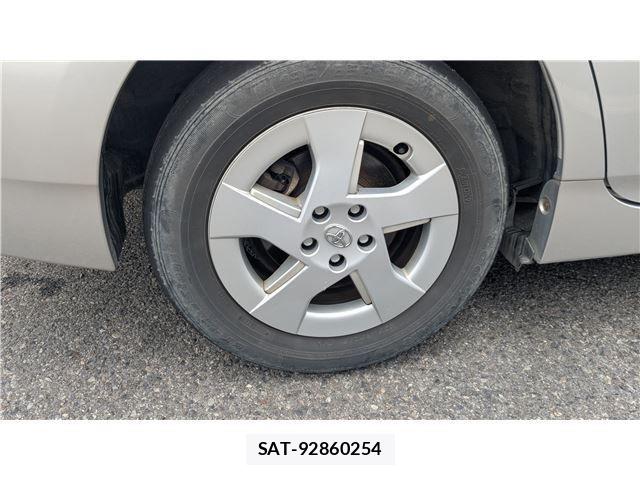 Toyota PRIUS 2010-03 7502352-24