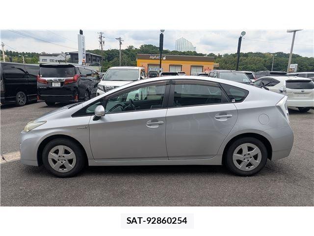 Toyota PRIUS 2010-03 7502352-6