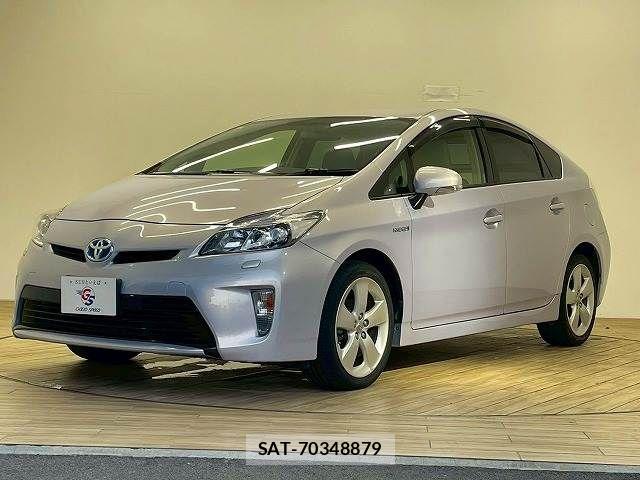 Toyota PRIUS 2013-04 7502325-13
