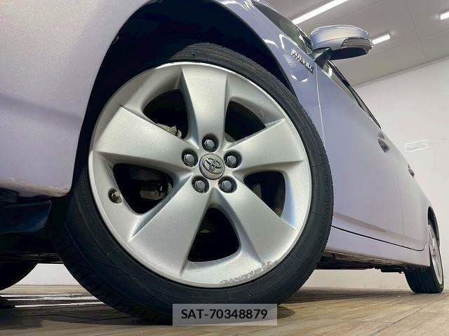 Toyota PRIUS 2013-04 7502325-18