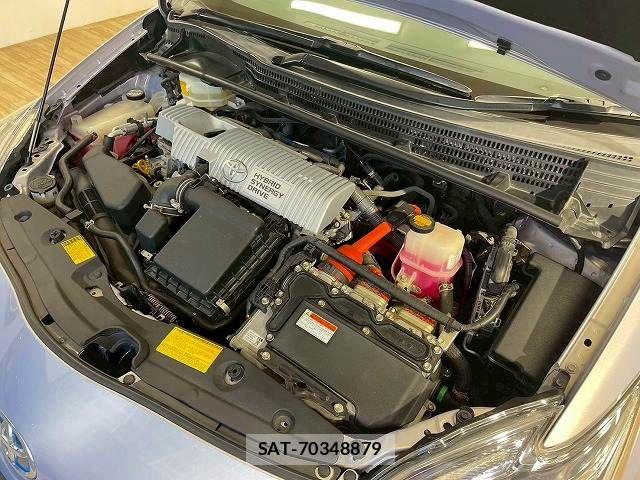 Toyota PRIUS 2013-04 7502325-19