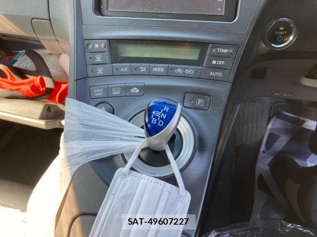 Toyota PRIUS 2010-01 7502357-17