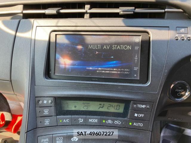Toyota PRIUS 2010-01 7502357-18