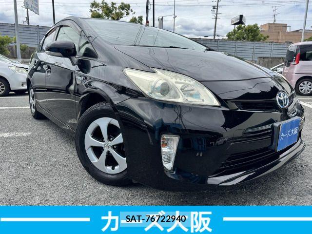 Toyota PRIUS 2013-05 7502339-1