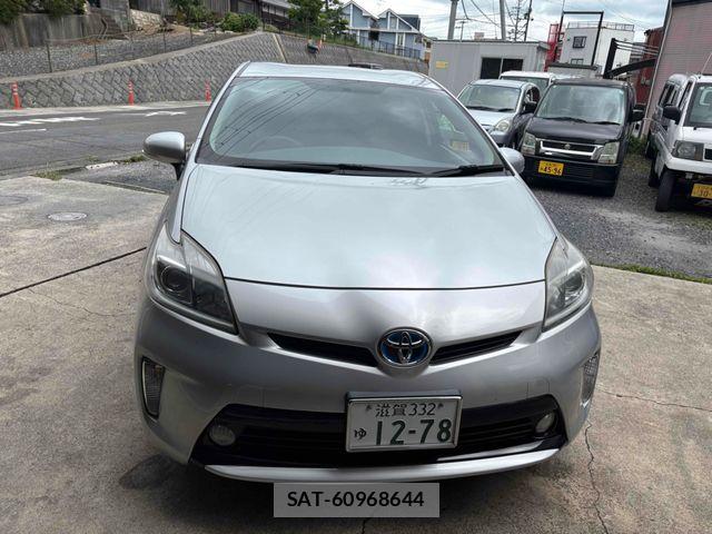 Toyota PRIUS 2012-03 7509721-0
