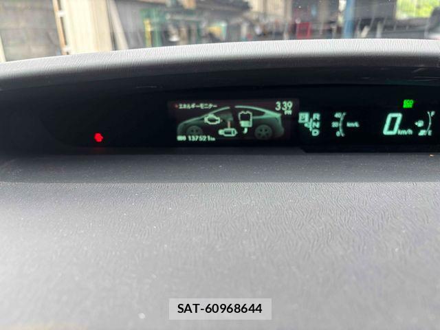 Toyota PRIUS 2012-03 7509721-9