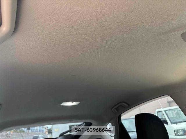 Toyota PRIUS 2012-03 7509721-11