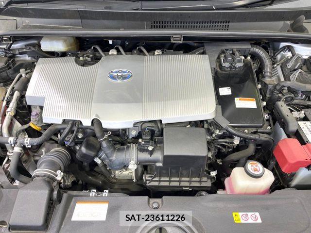 Toyota PRIUS 2018-04 7502328-17