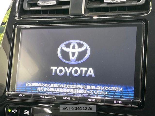 Toyota PRIUS 2018-04 7502328-2