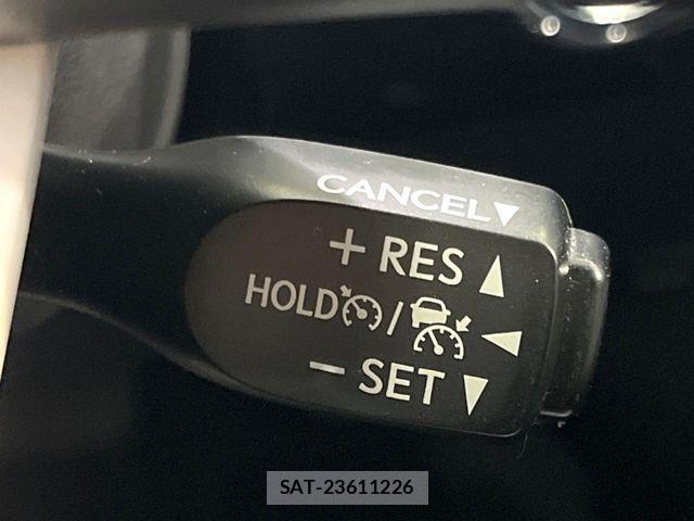 Toyota PRIUS 2018-04 7502328-4