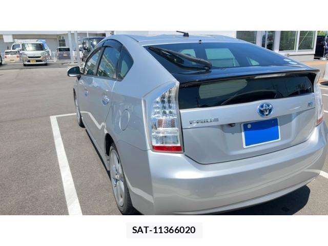 Toyota PRIUS 2010-03 7502363-4