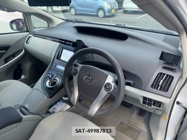 Toyota PRIUS 2010-09 7502359-12