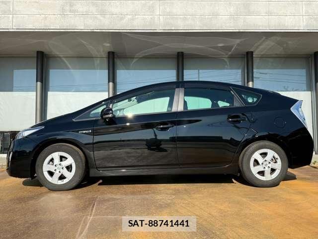 Toyota PRIUS 2010-02 7502335-6