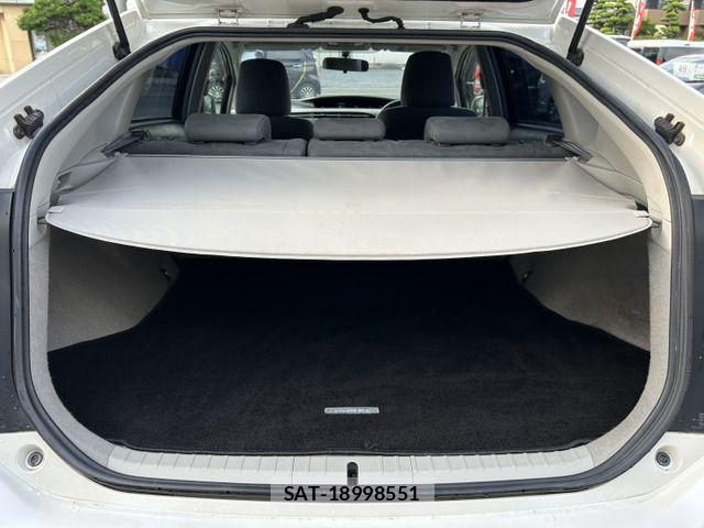 Toyota PRIUS 2010-06 7502340-15