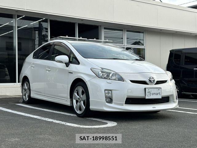 Toyota PRIUS 2010-06 7502340-1