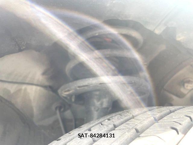 Toyota PRIUS 2015-04 7509716-19