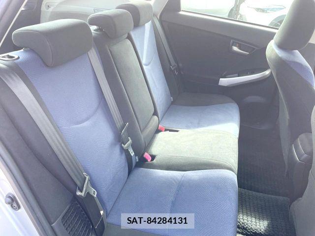 Toyota PRIUS 2015-04 7509716-8