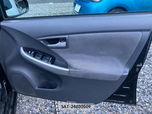 Toyota PRIUS 2009-08 7502356-17