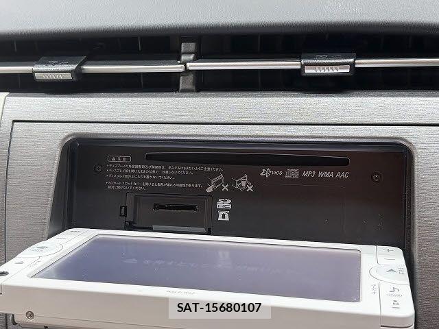 Toyota PRIUS 2012-07 7502332-13