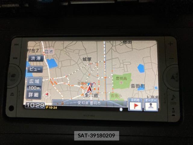 Toyota PRIUS 2014-08 7509727-14